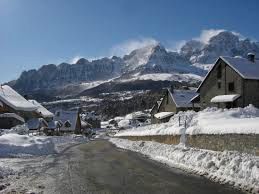Exterior view of Attic to rent in Sallent de Gállego  with Heating, Storage room and Furnished