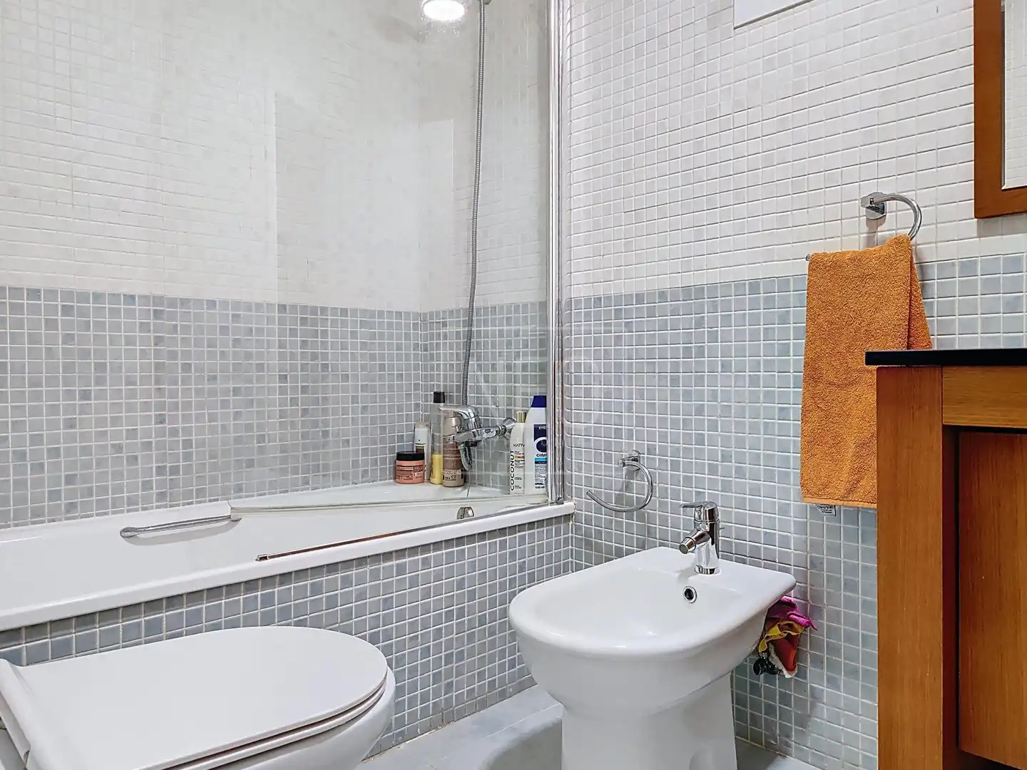Bathroom of Flat for sale in Dénia  with Air Conditioner, Private garden and Terrace