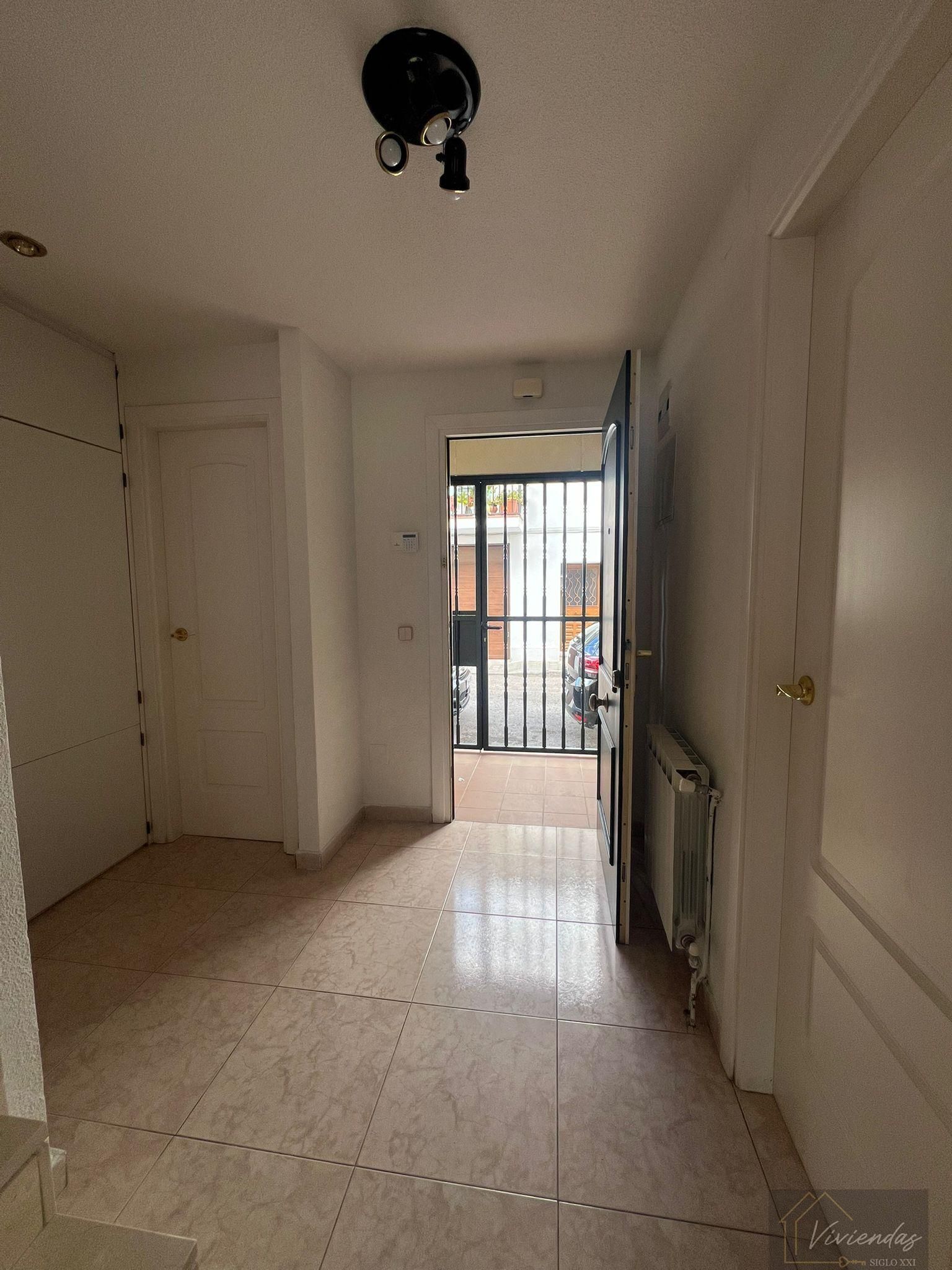 House or chalet for sale in Brunete  with Air Conditioner, Heating and Storage room