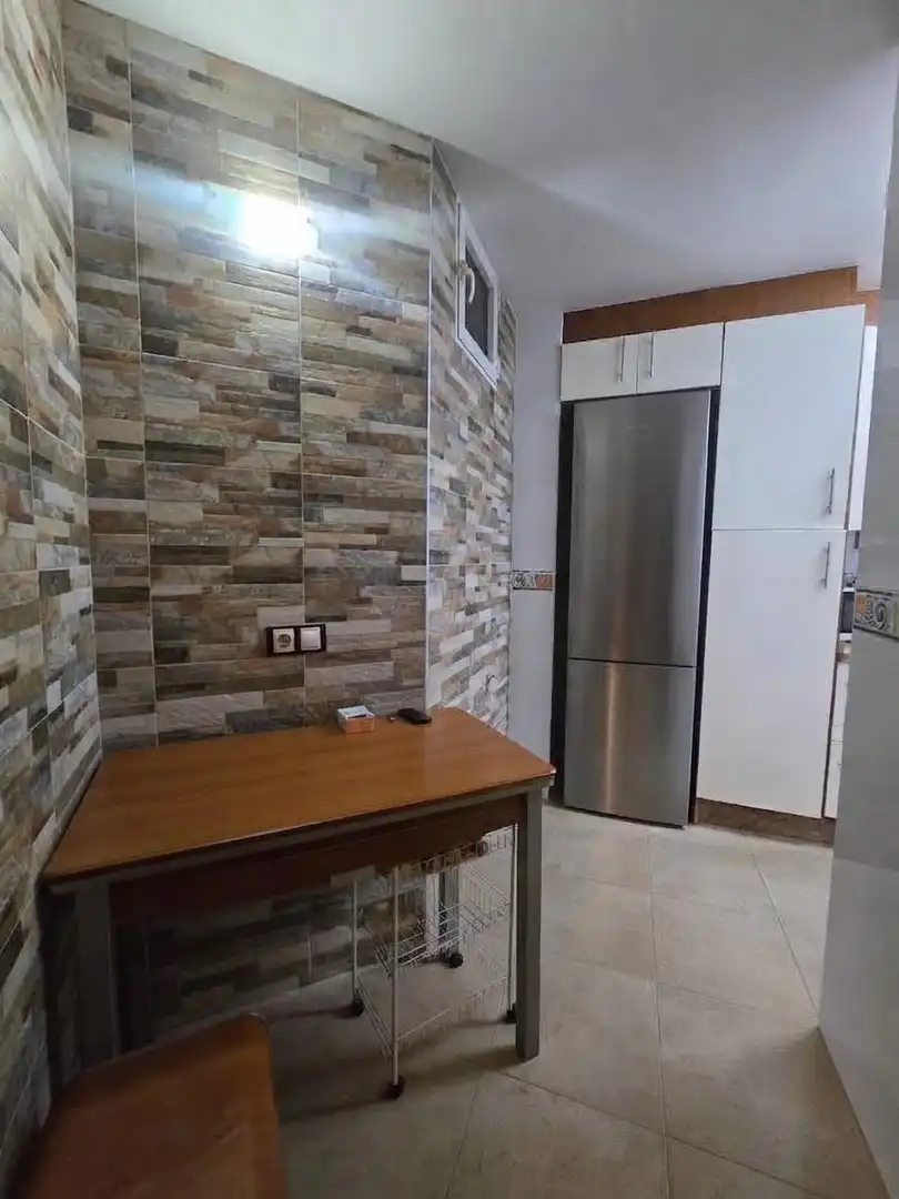Appartamento con terrazza in vendita a Calle Calle Vicente Aleixandre, imagen 5