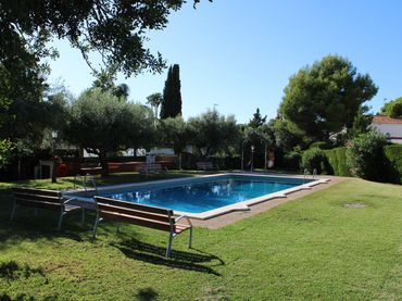 Xalet amb piscina en venda a Covamar