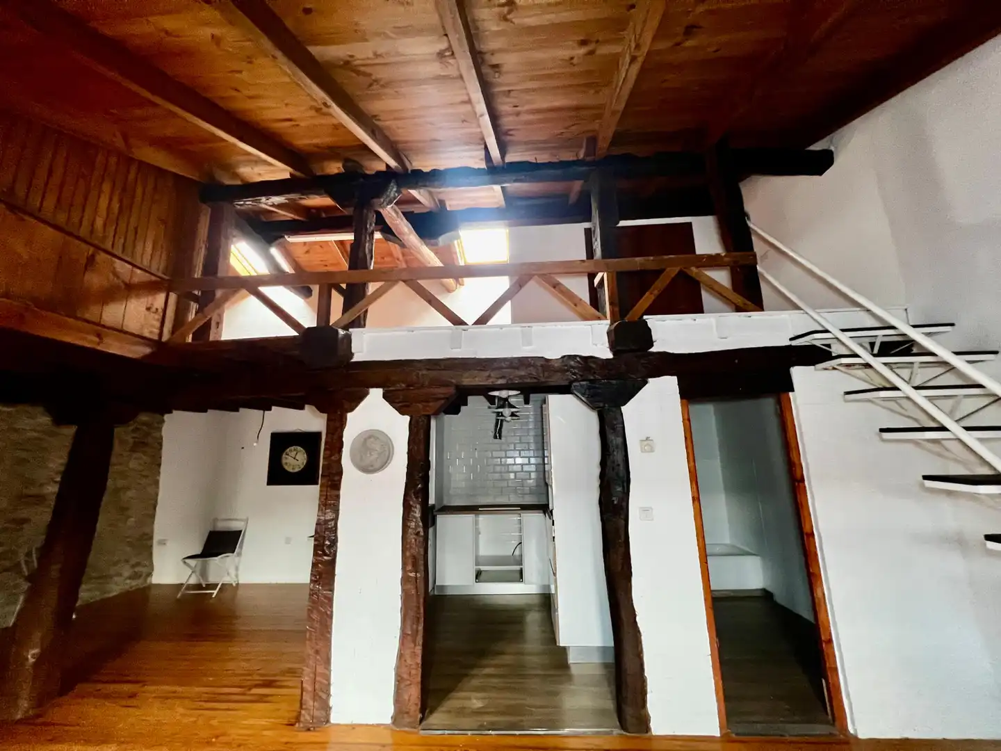 Edificio en venta en Valle de Valdelucio