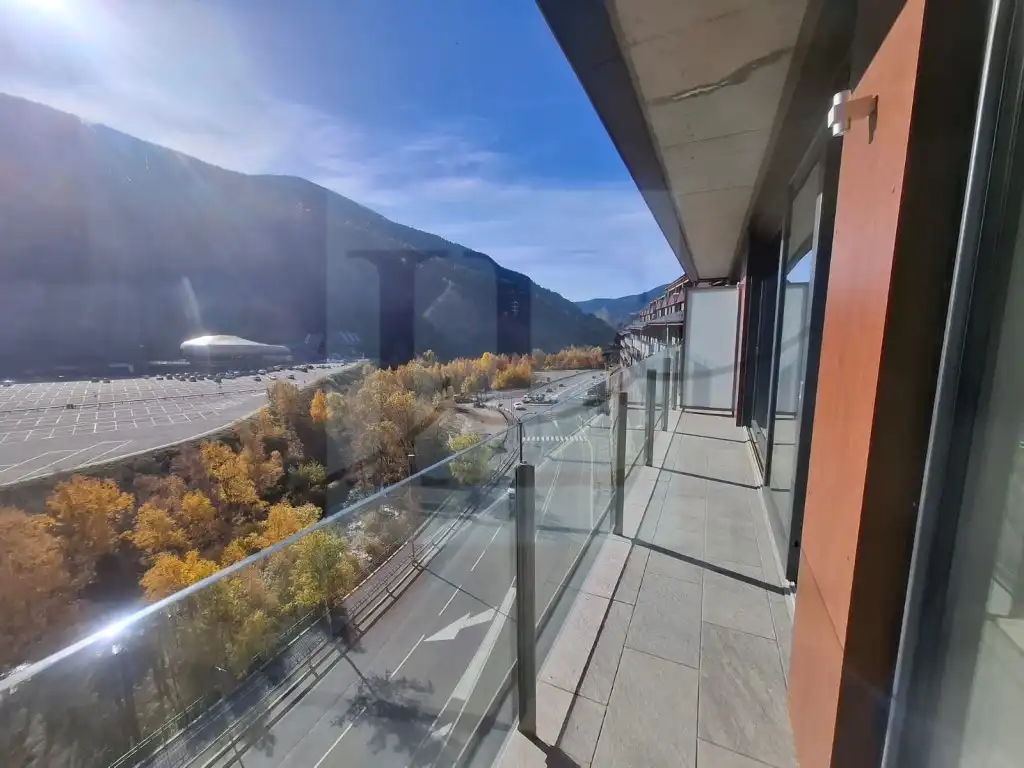 Appartamento con terrazza in vendita a CG-2, imagen 2