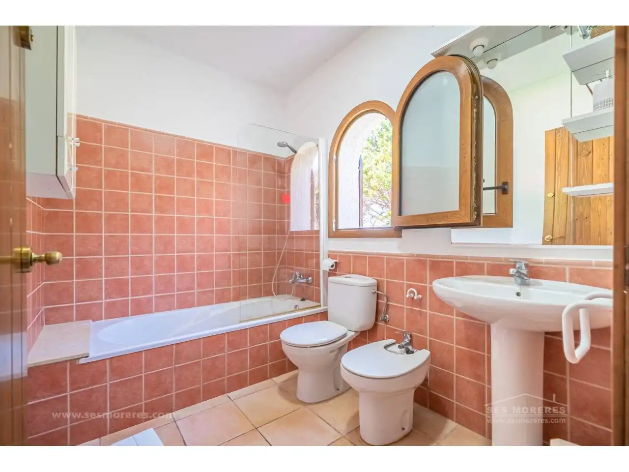 Baño de Finca rústica en venta en Ferreries con Aire acondicionado, Jardín privado y Terraza