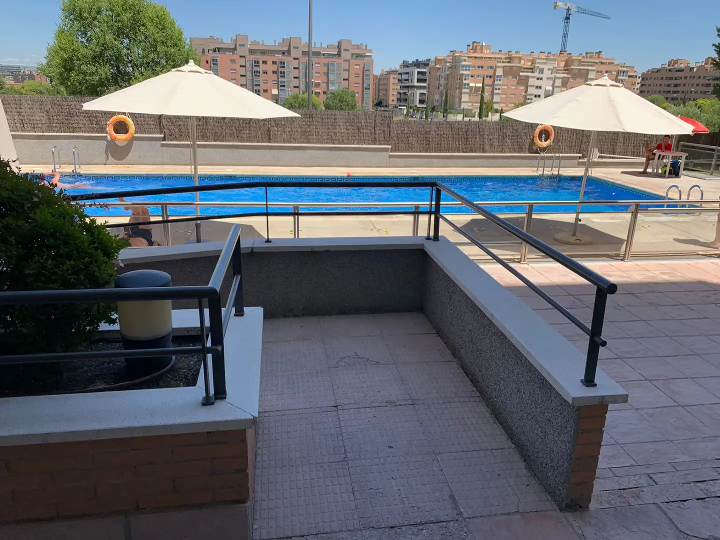 Piso de alquiler en Calle de Adriano de Utrecht, Sanchinarro
