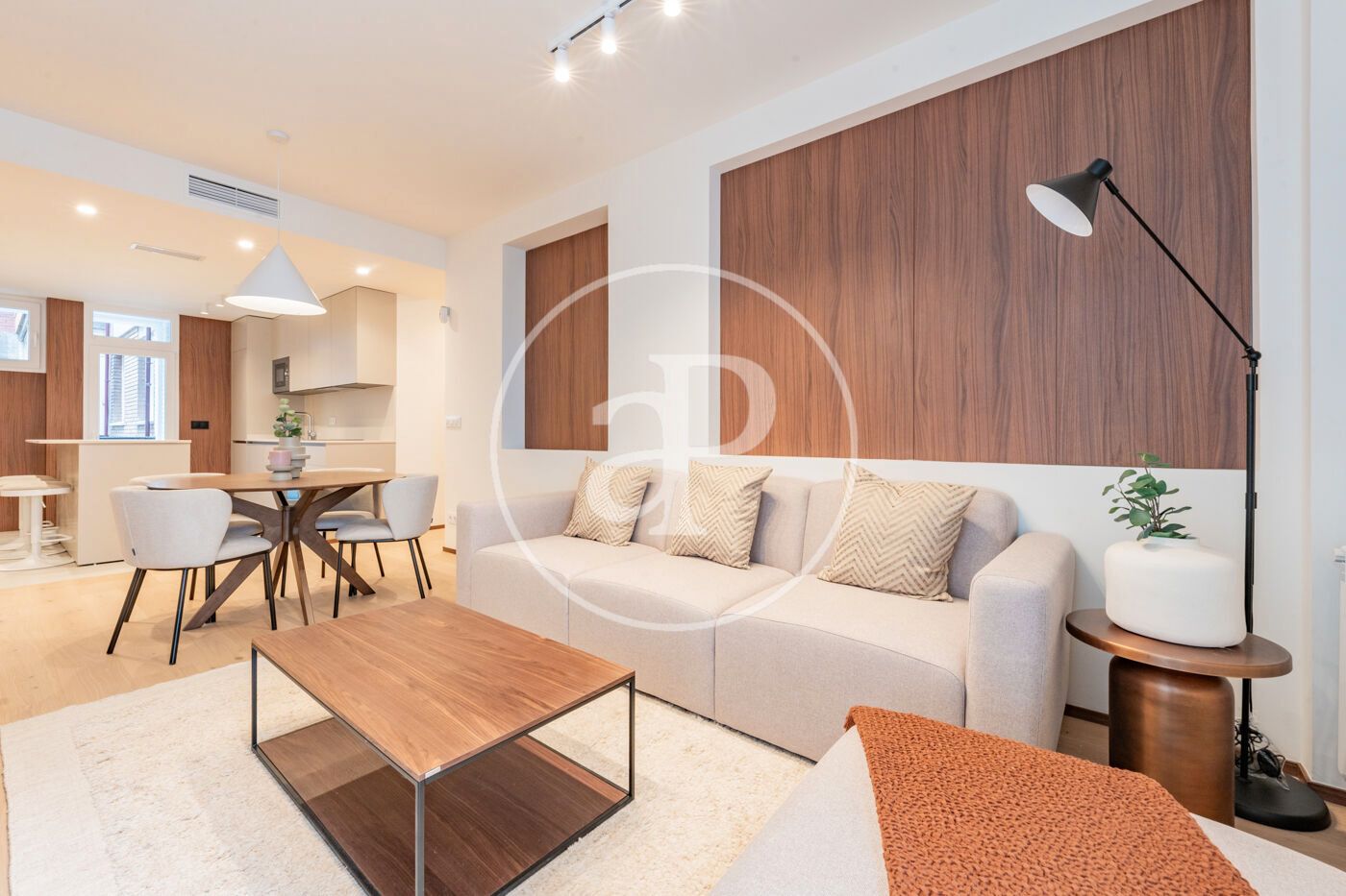 Living room of Flat for sale in  Madrid Capital  with Air Conditioner, Heating and Terrace