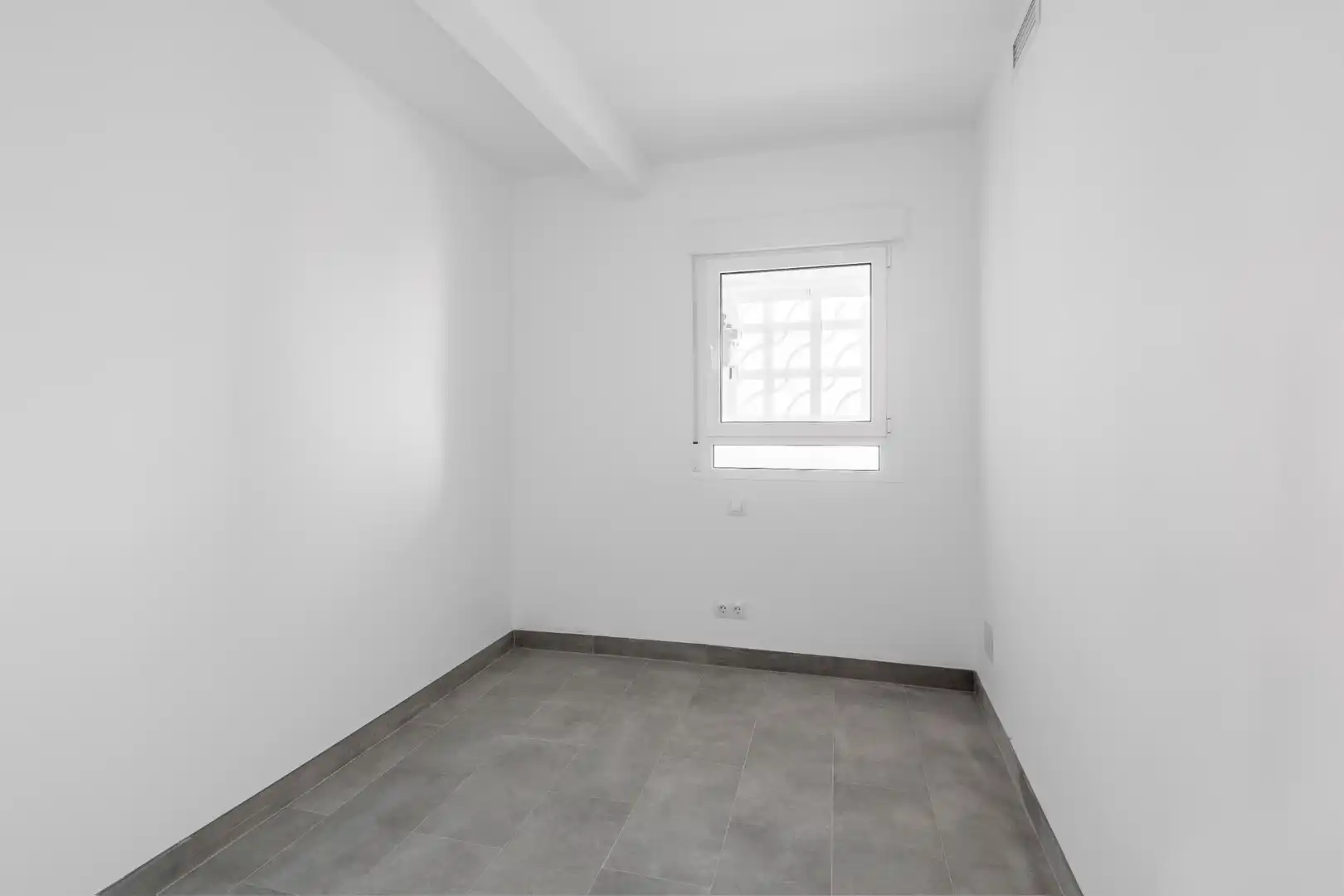 Habitación de Piso en venta en Madrid con Aire acondicionado y Calefacción