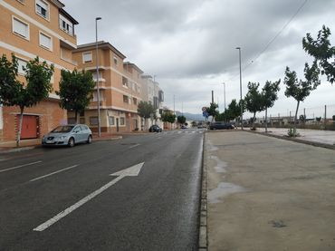 Local comercial en venda a Avenida Reina Sofia 51