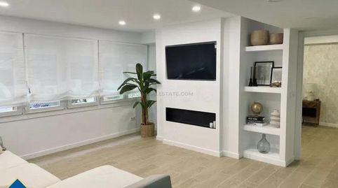 Apartamento reformado con terraza, en la provincia de Alicante, en la ciudad de Alicante. 2 habitaciones | 88 m² | A 800 metros de