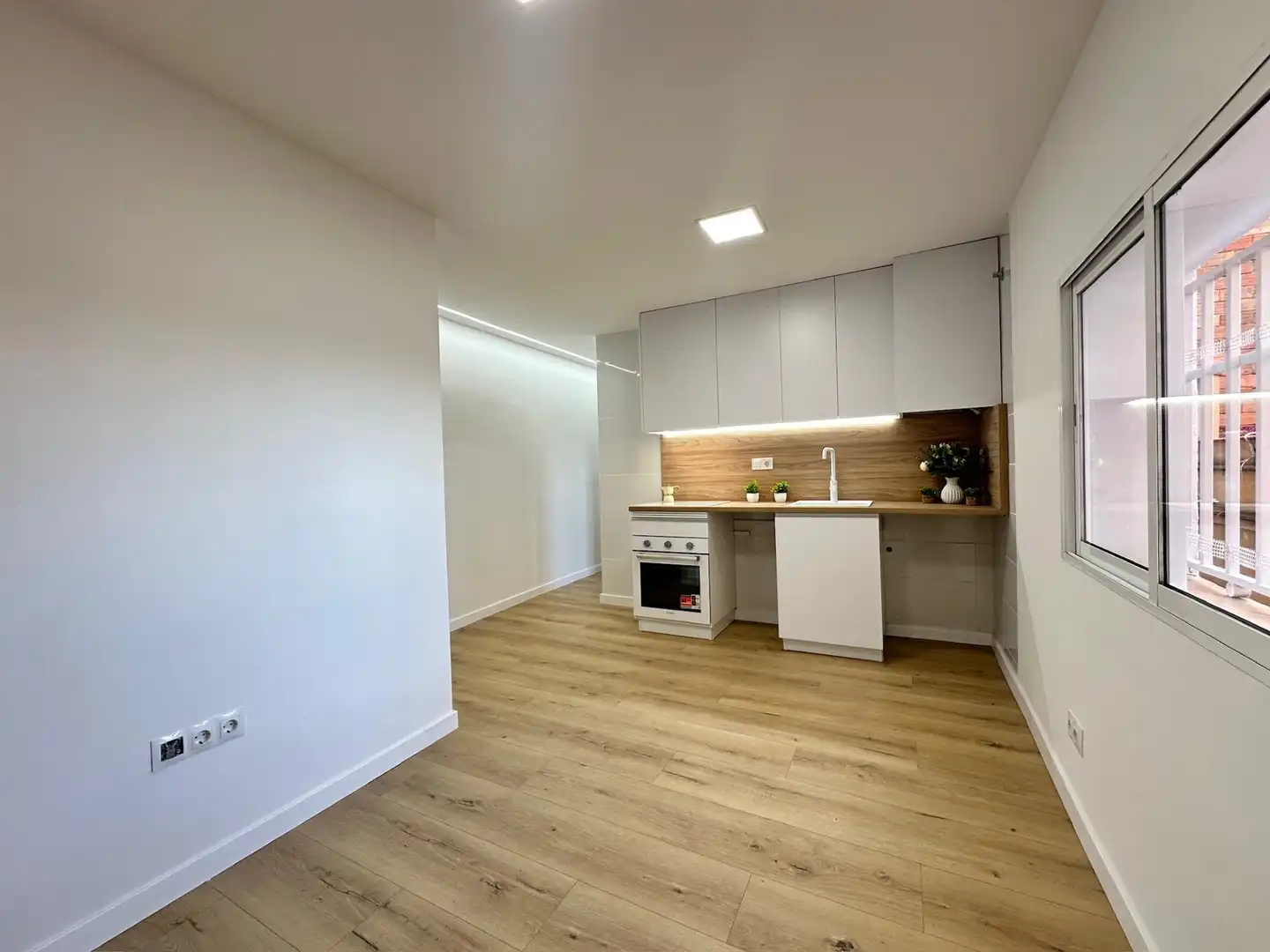 Cocina de Apartamento en venta en Barcelona con Alarma