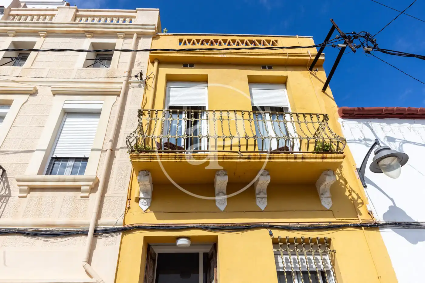 Vista exterior de Casa adosada en venda en Montgat, Barcelona