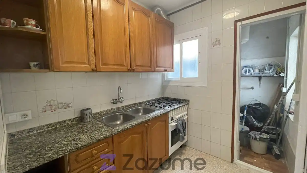 Flat for rent in Carrer de Pau Benach, Sant Julià