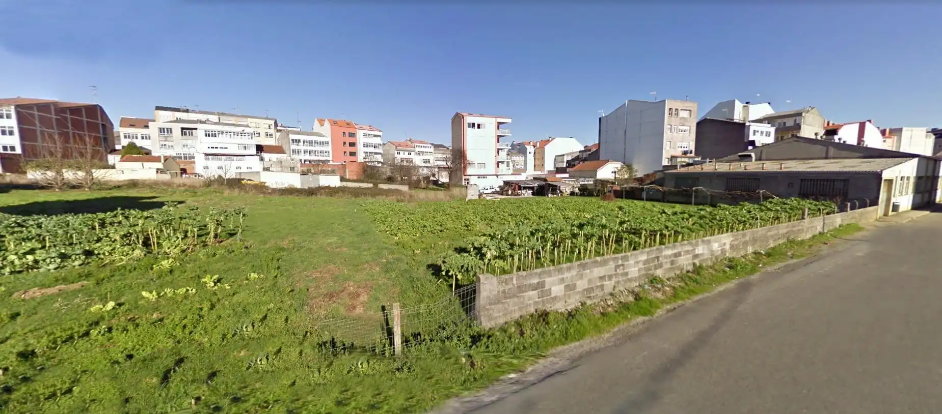 Terreno residencial en venta en Carballo, imagen 2
