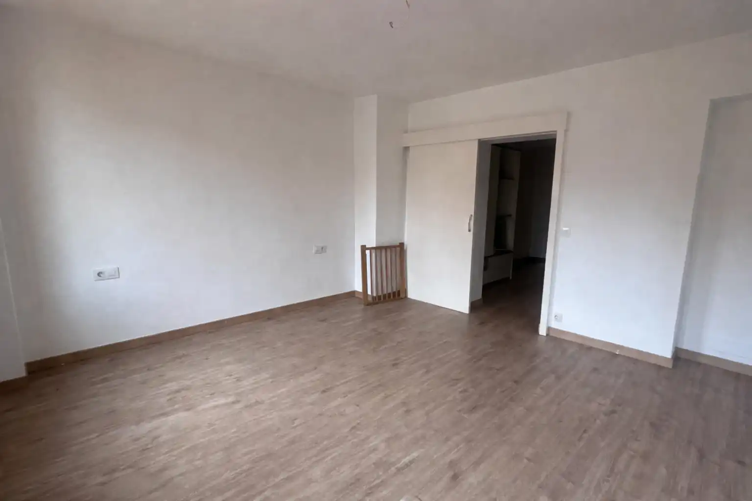 Sala d'estar de Casa o xalet en venda en Santa Coloma de Cervelló amb Terrassa i Balcó