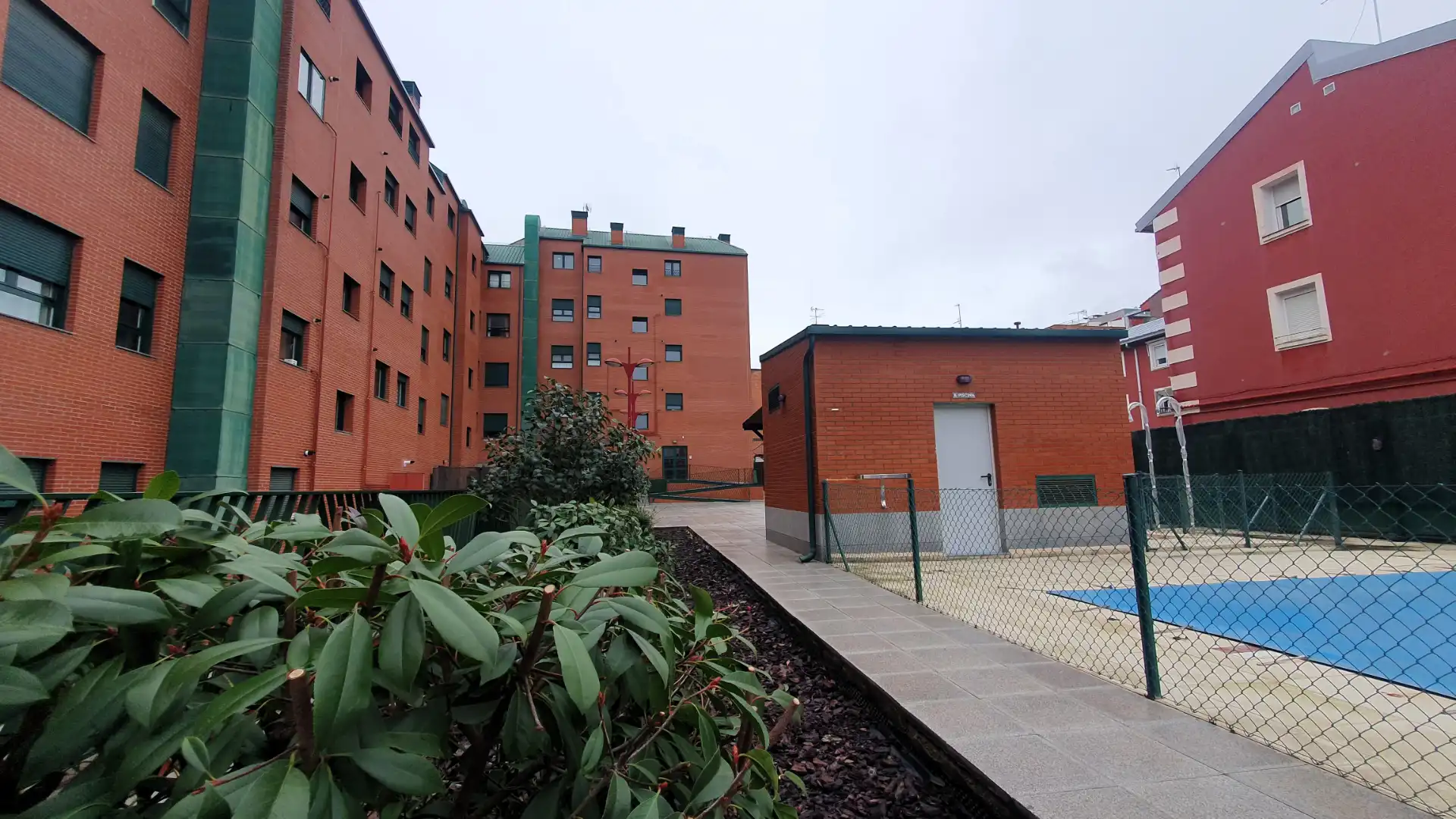 Vista exterior de Piso en venta en Madrid con Aire acondicionado, Calefacción y Jardín privado