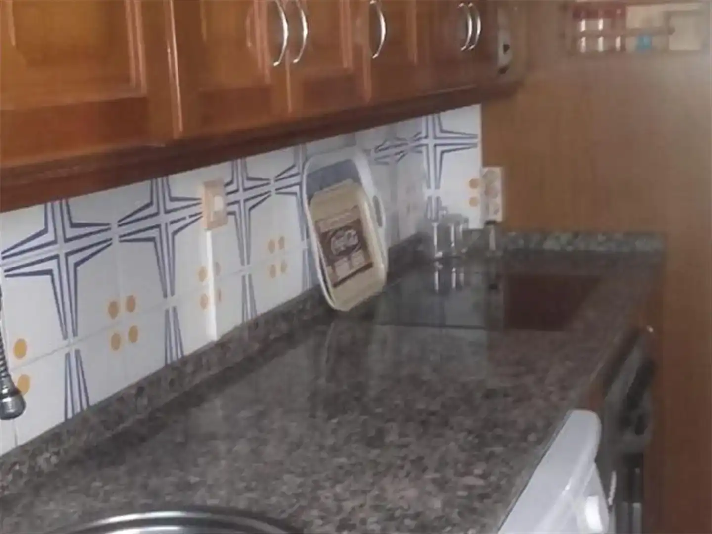 Cuina de Pis per a compartir en Córdoba amb Aire condicionat, Moblat i Balcó