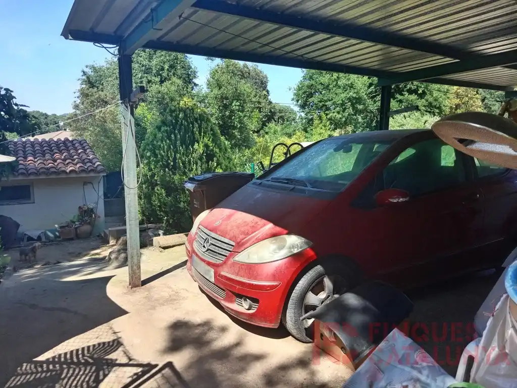 Aparcament de Casa o xalet en venda en Vilobí d'Onyar