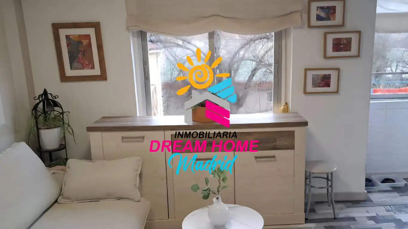 Vista exterior de Piso en venta en Madrid con Aire acondicionado y Calefacción