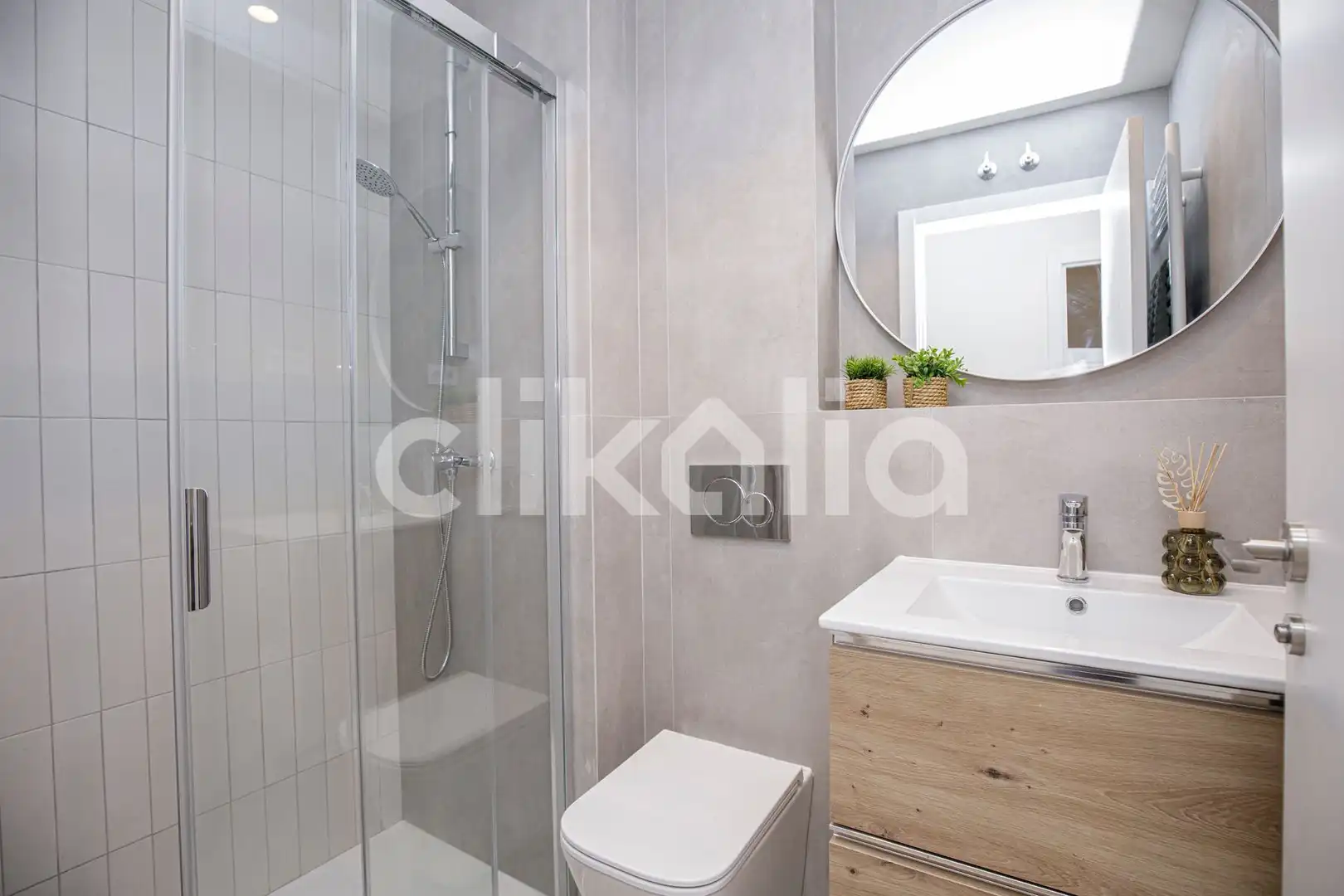 Baño de Piso en venta en Barcelona con Aire acondicionado, Calefacción y Terraza