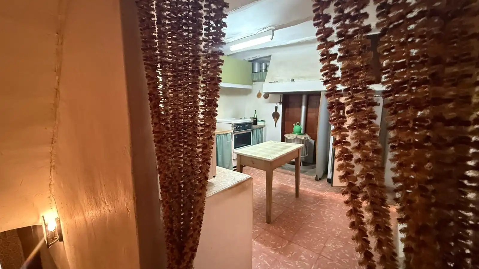 Cuina de Casa o xalet en venda en Puebla de Arenoso amb Terrassa