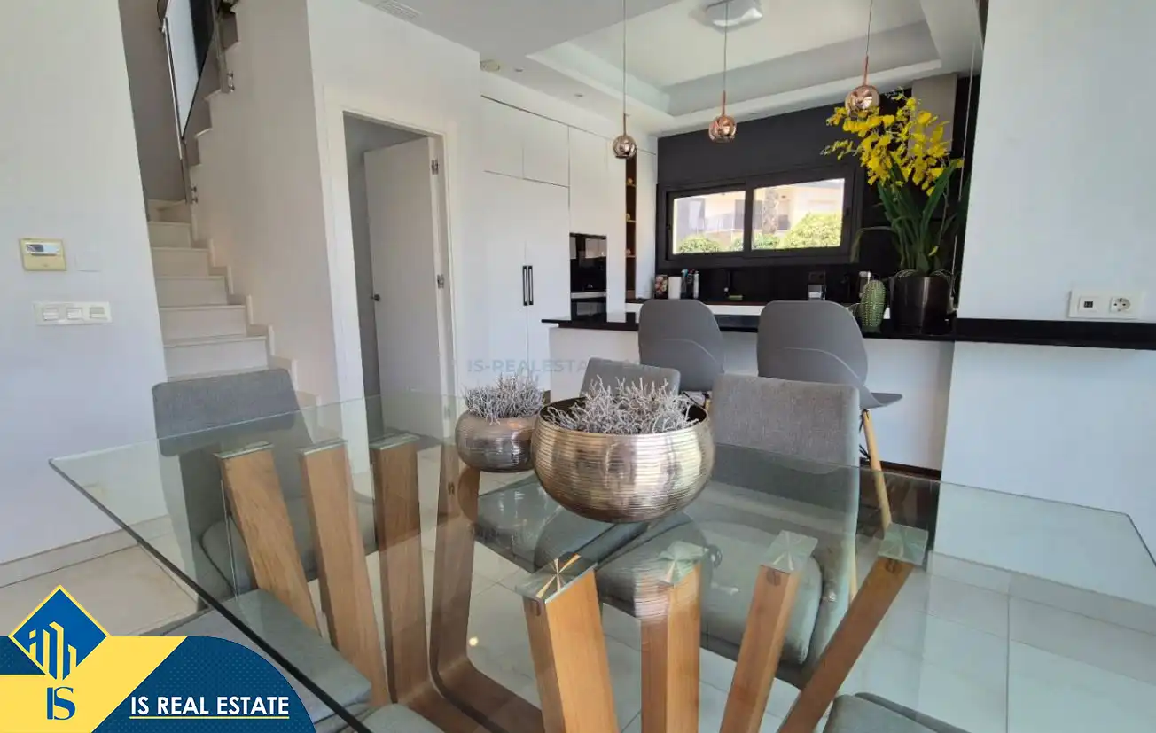 Villa avec piscine à vendre à Playa de los Locos, imagen 16