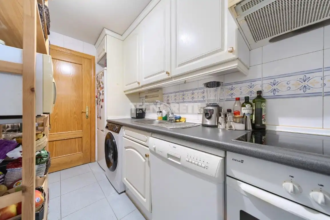 Flat with pool for sale in Golf - El Carralero, imagen 25