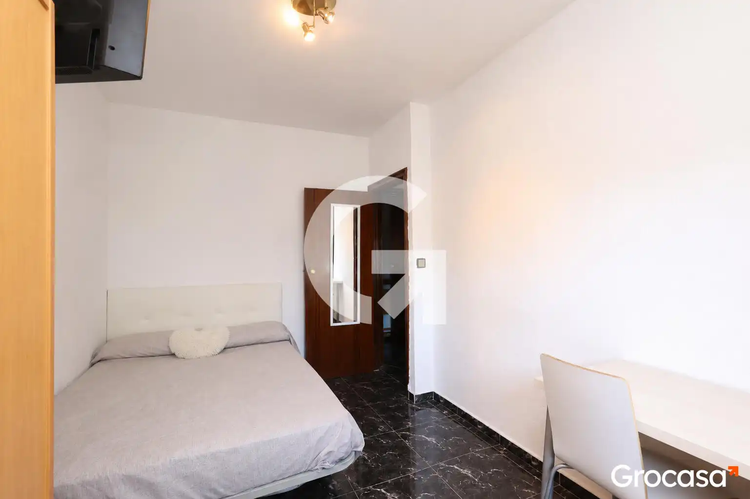 Schlafzimmer von Wohnung zum Verkauf in Sant Boi de Llobregat mit Klimaanlage