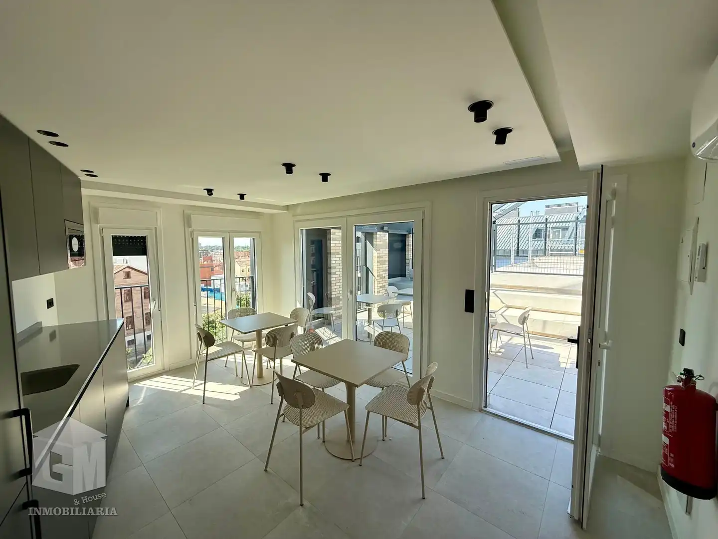 Terrace of Apartments for rent in Madrid  with Air Conditioner, Heating and Storage room