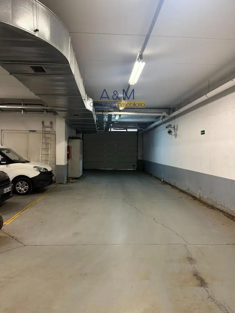 Nave industrielle avec ascenseur à louer à Metano, imagen 14