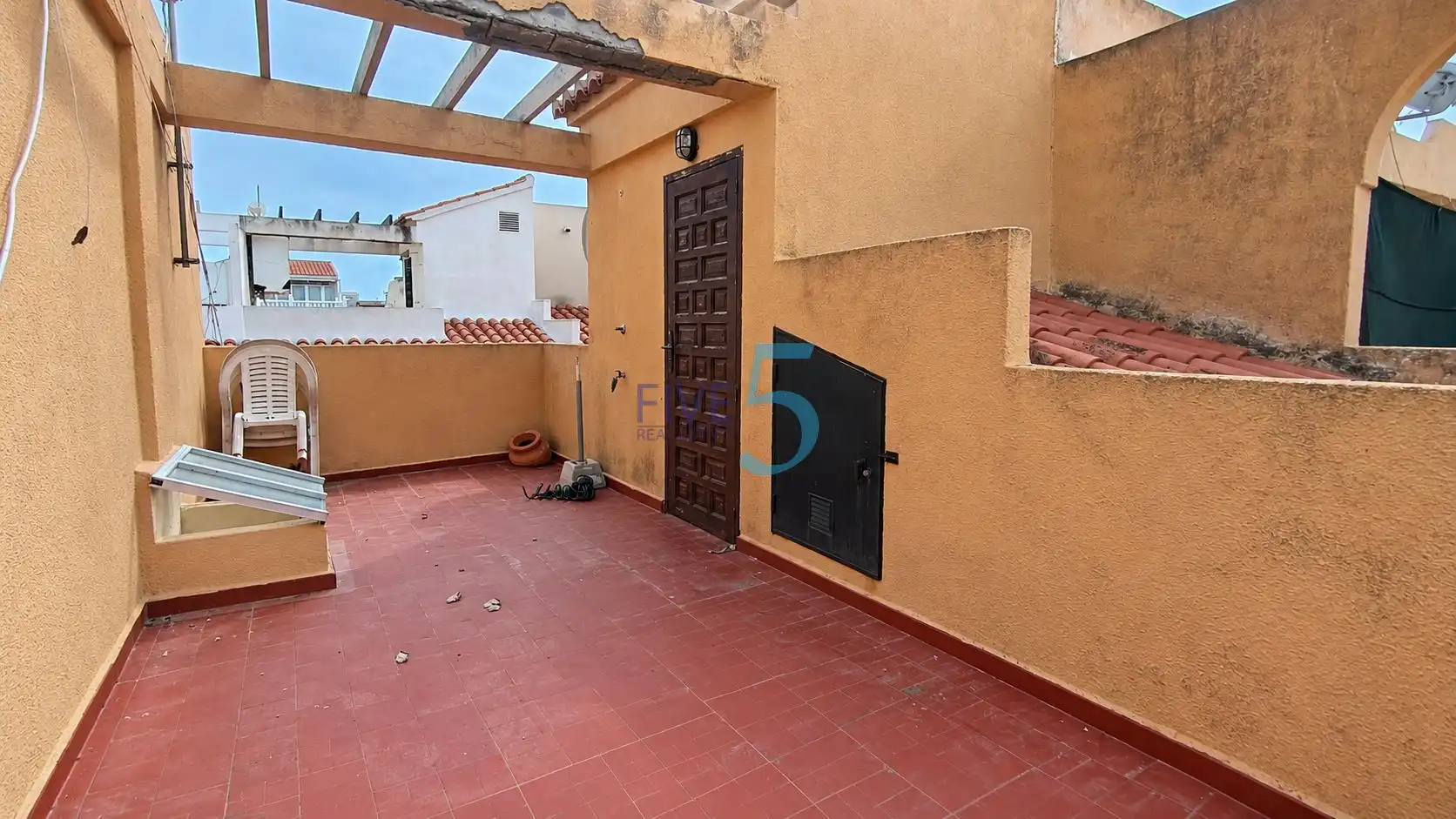 Piso con terraza en venta en Zona Carrefour - Urbanizaciones, imagen 4