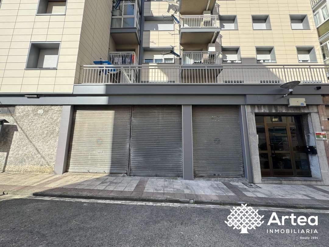 Local en venda en Lezama