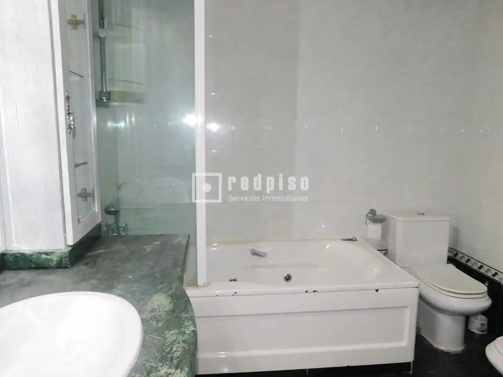 Badezimmer von Haus oder Chalet zum Verkauf in Getafe mit Klimaanlage, Heizung und Terrasse