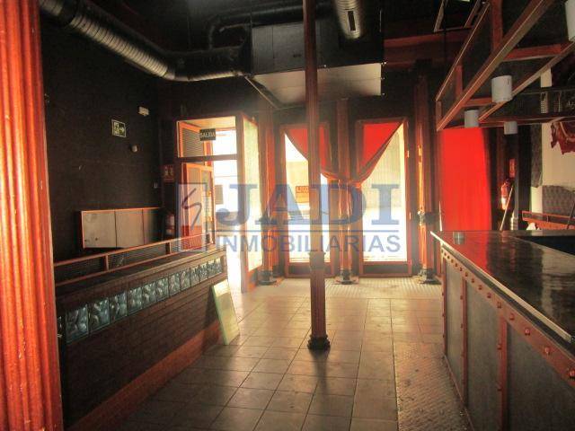 Local comercial en Alquiler en Valdepeñas