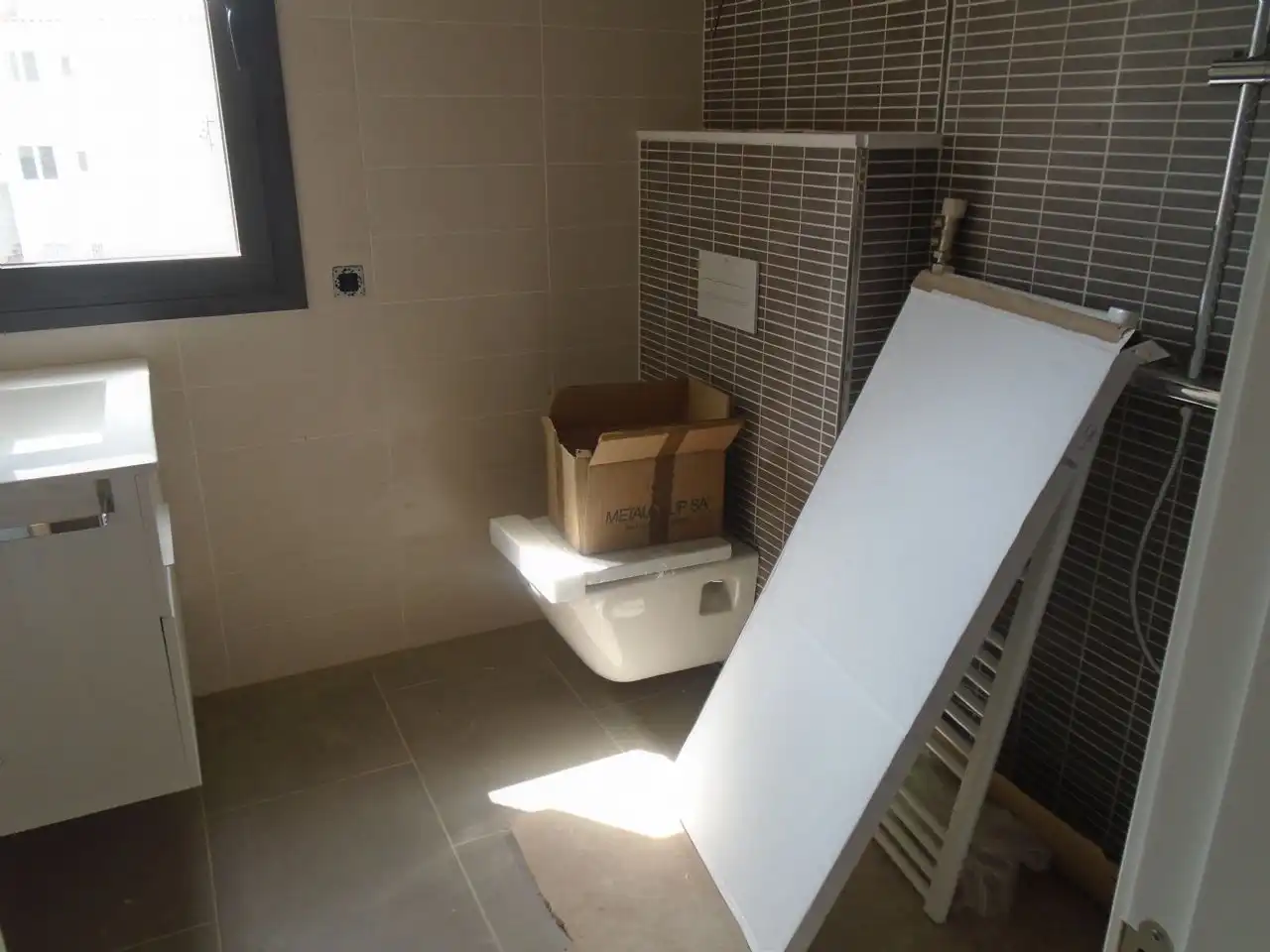 Bany de Casa o xalet en venda en L'Estartit amb Aire condicionat, Calefacció i Jardí privat