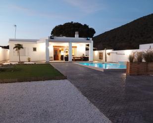 Piscina de Casa o xalet de lloguer en Barbate amb Aire condicionat, Jardí privat i Terrassa