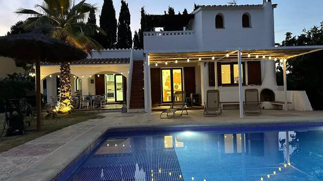 Casa-chalet en Venta en Castelló d'Empúries