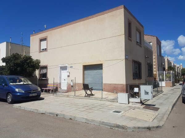 Vista exterior de Casa o xalet en venda en Níjar