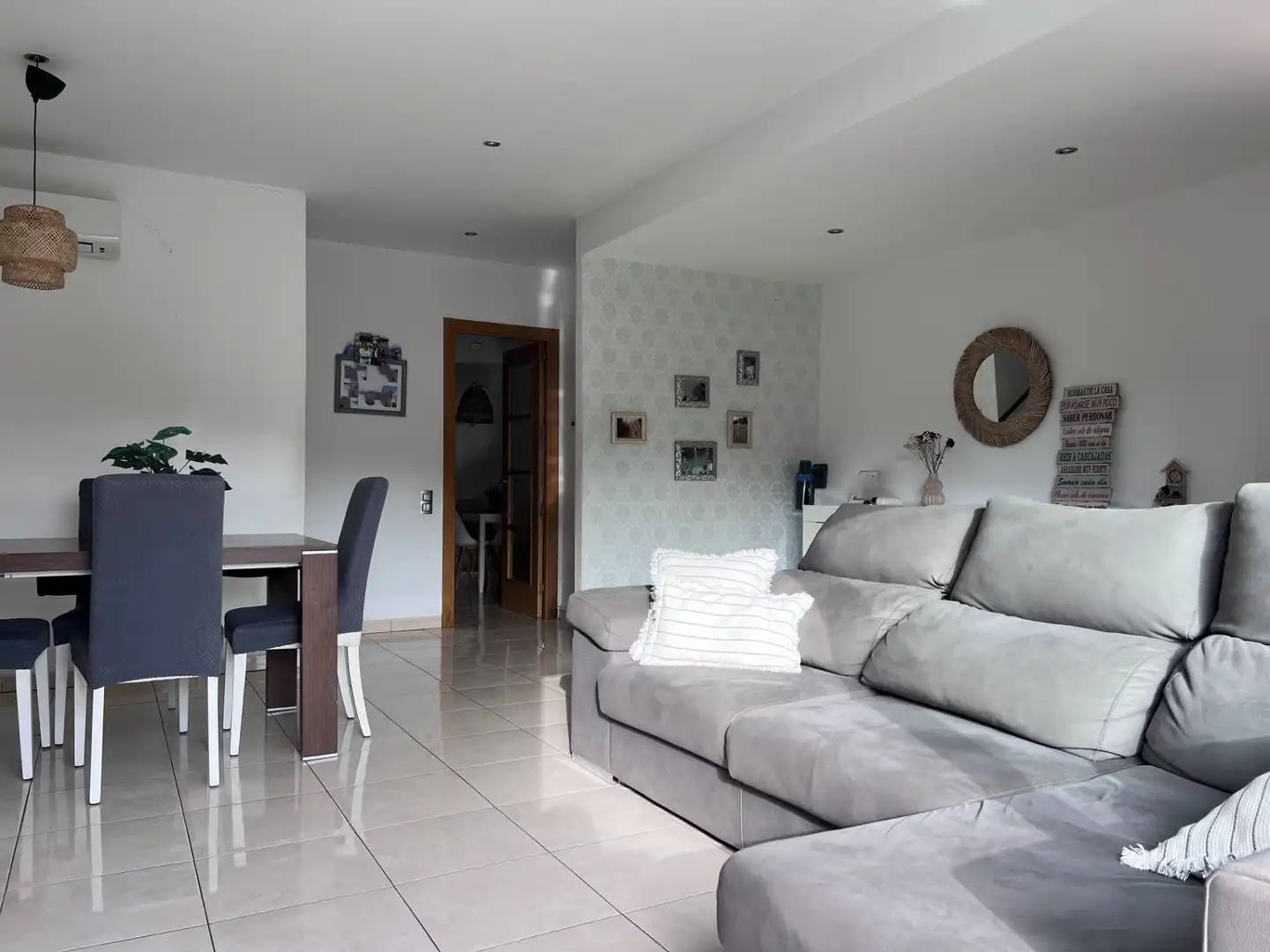 Sala de estar de Casa o chalet en venta en Canet de Mar con Aire acondicionado, Calefacción y Terraza