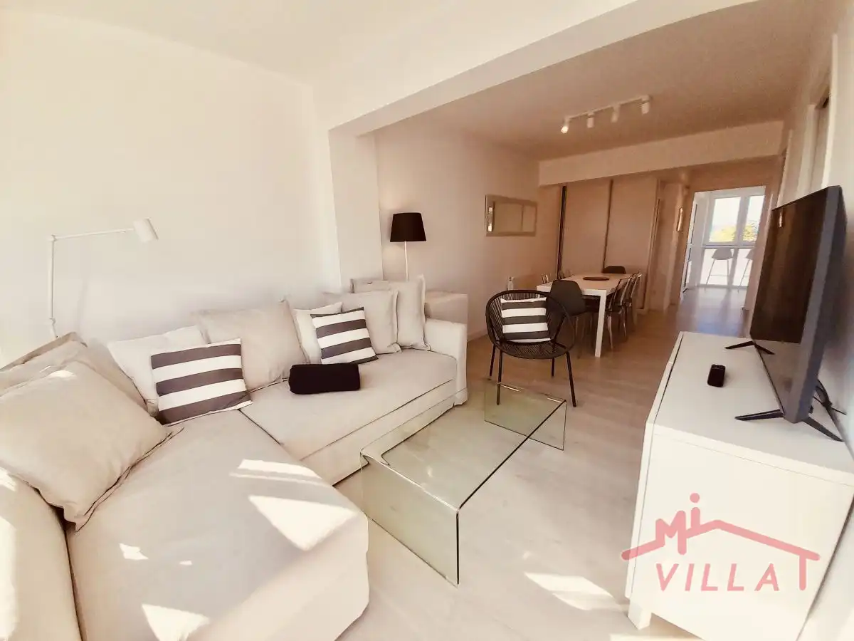 Wohnzimmer von Wohnung zur Miete in Laredo mit Heizung und Möbliert