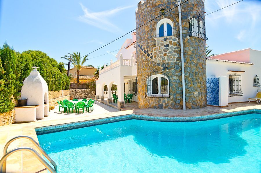 Piscina de Casa o xalet en venda en Calpe / Calp amb Aire condicionat, Calefacció i Jardí privat