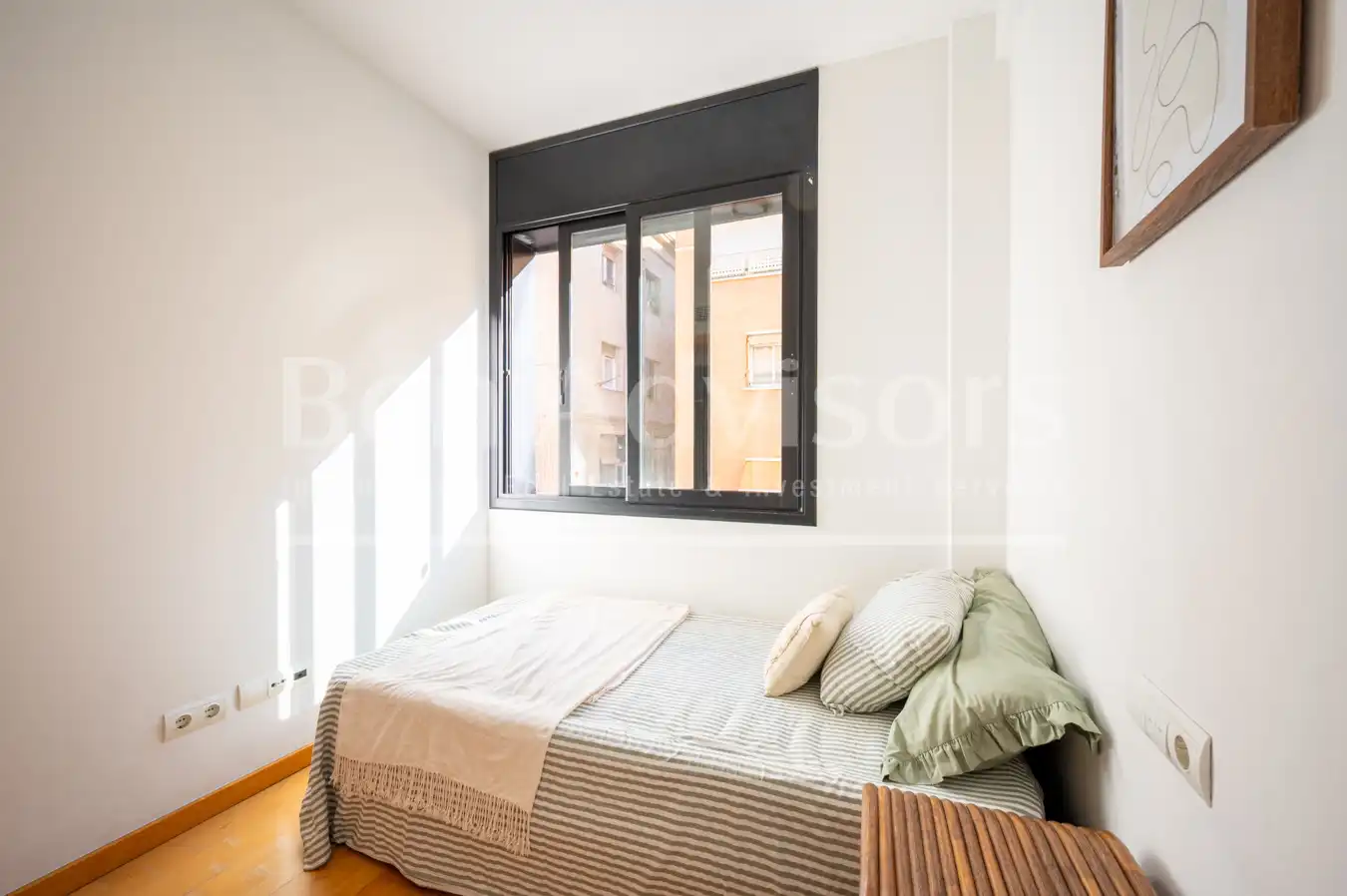 Dormitori de Casa o xalet en venda en Barcelona amb Aire condicionat, Parquet i Terrassa