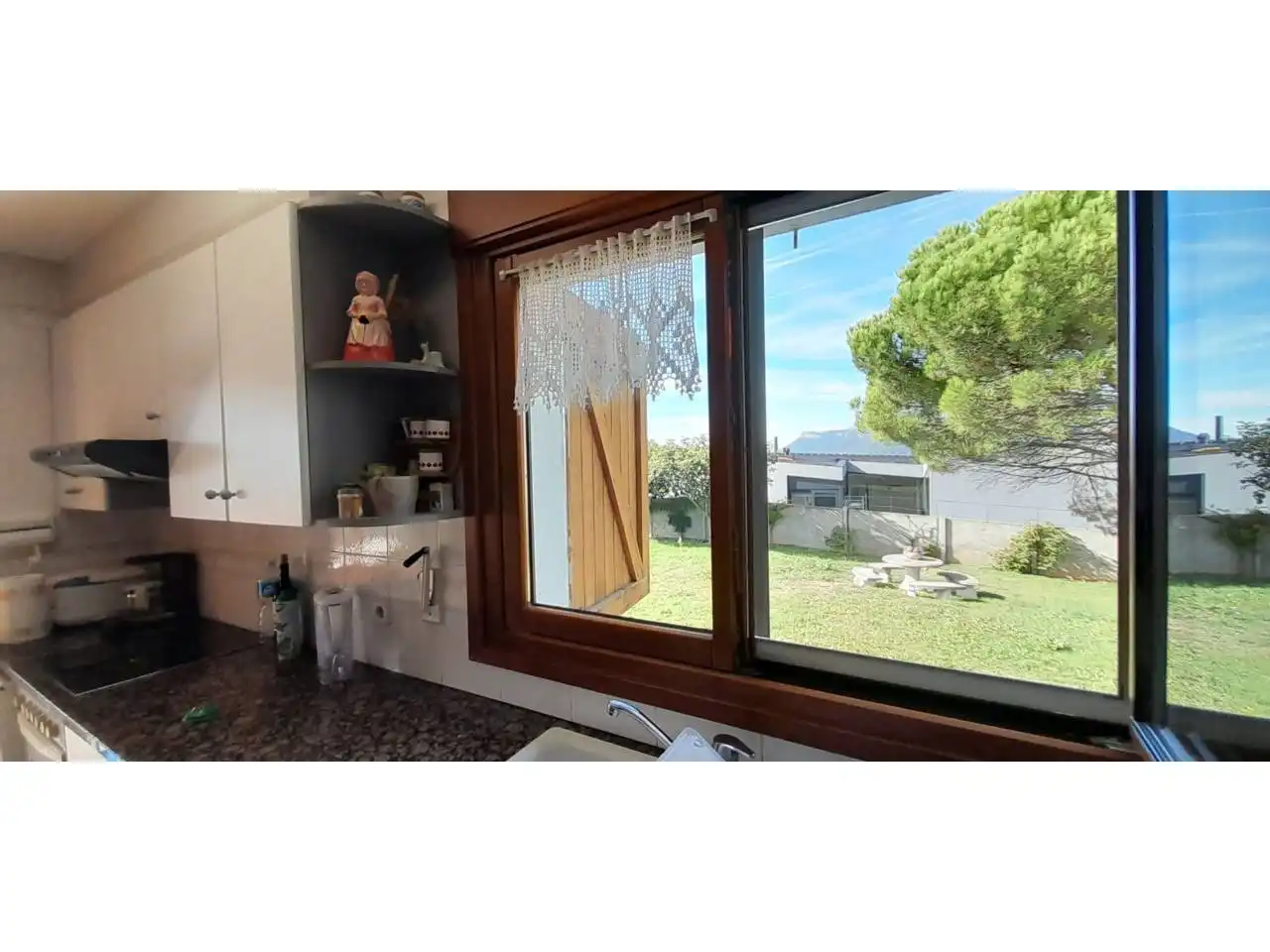 Cocina de Casa o chalet en venta en Berga con Calefacción, Jardín privado y Terraza