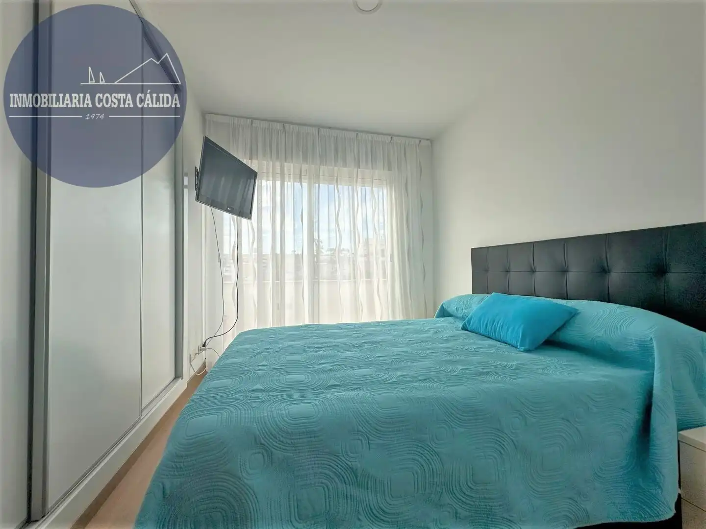 Habitación de Casa adosada en venta en Águilas con Aire acondicionado, Calefacción y Jardín privado