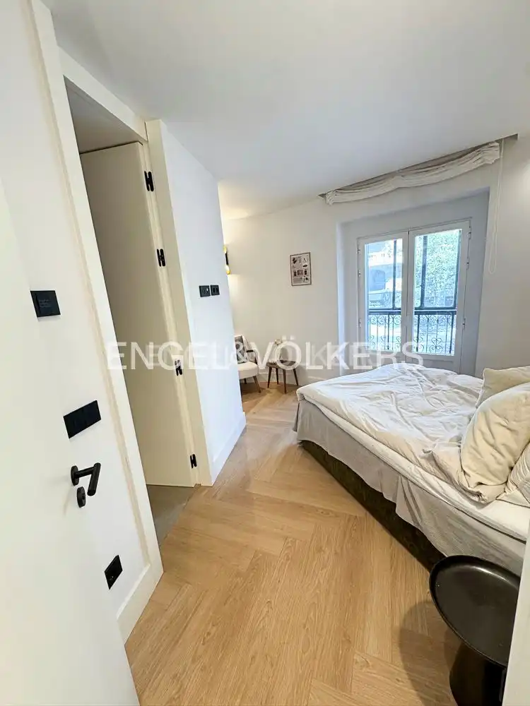 Balcony of Flat for rent in Madrid  with Air Conditioner, Heating and Furnished