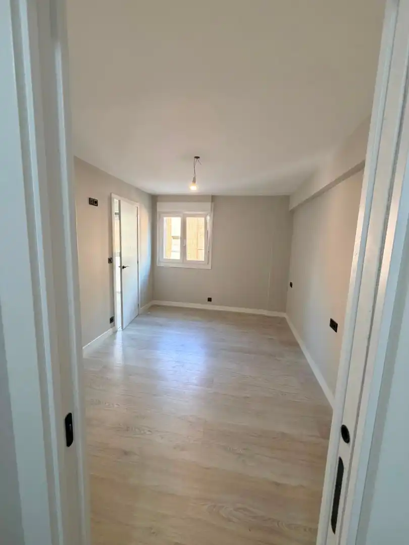 Habitación de Piso en venta en Barakaldo  con Horno y Lavadora