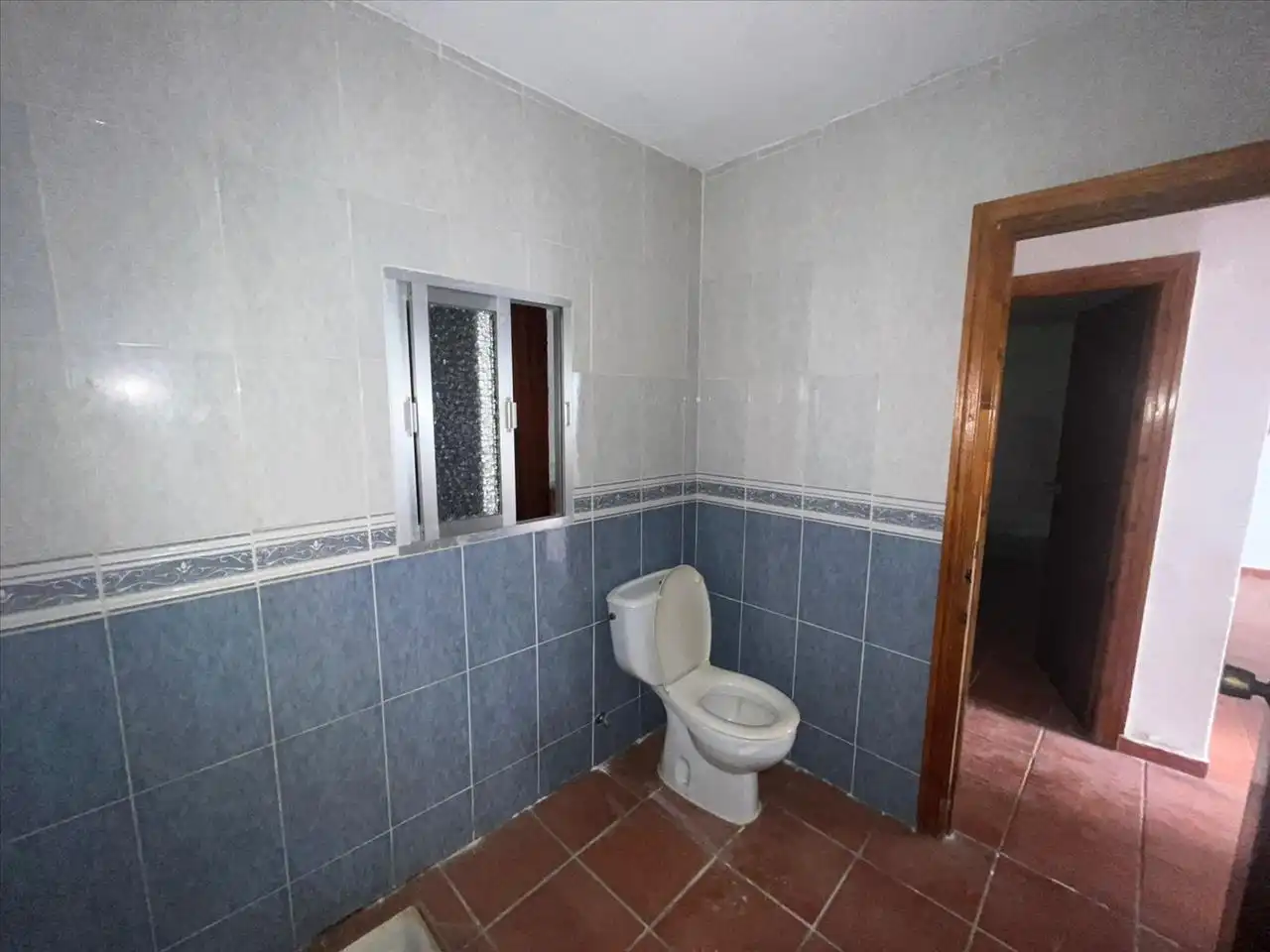 Baño de Casa adosada en venta en Los Navalmorales con Terraza