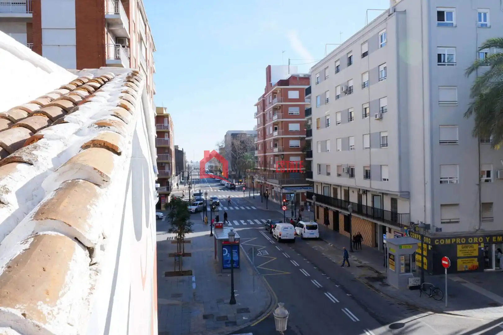 Exterior view of Duplexes for rent in Valencia  with Air Conditioner, Terrace and Furnished