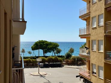 Appartamento con balcone in vendita a Carrer de Moragas i Barret 4