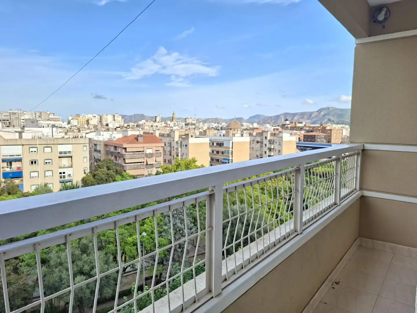 Vista exterior de Piso de alquiler en Murcia con Trastero, Amueblado y Balcón