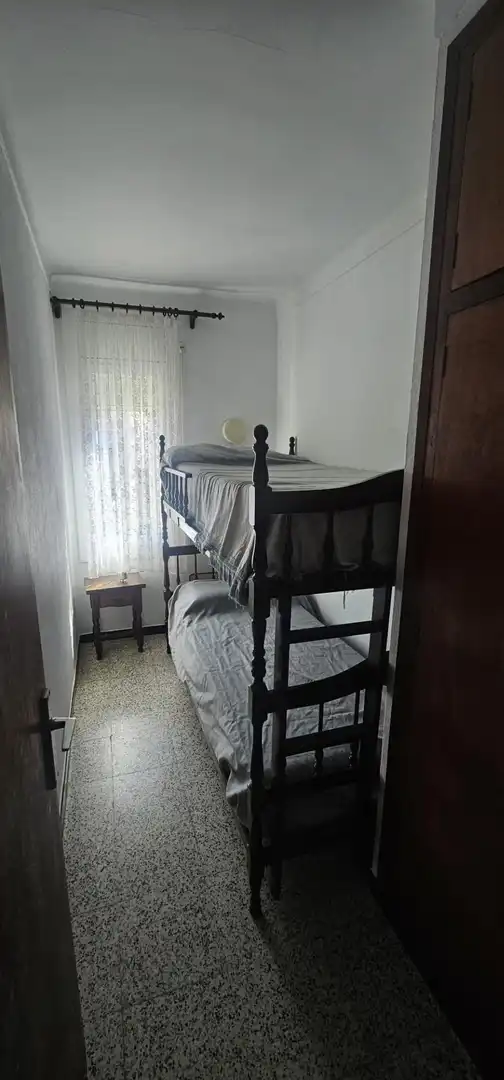 Dormitori de Apartament en venda en L'Estartit amb Terrassa